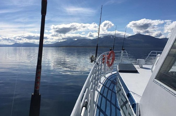 From Tromsø: Polar Fishing Adventure - The boat, clothing, and comfort level