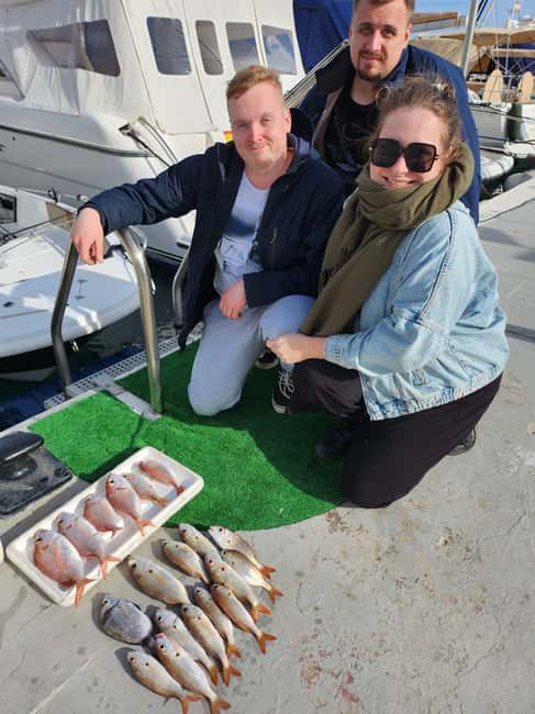 Fuengirola: Fishing Trip with Drinks and Gear - What four hours on the water feels like