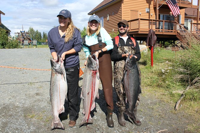 Full day Alaska Salmon Fishing on the Kenai Peninsula - Packing for eight hours on the river