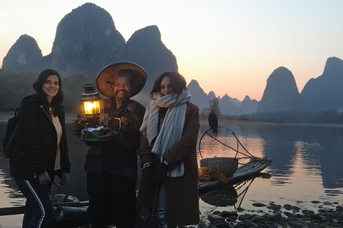 Full/Half-day Xingping Photographic Sunset tour with the Fisherman - What the guides add to the experience