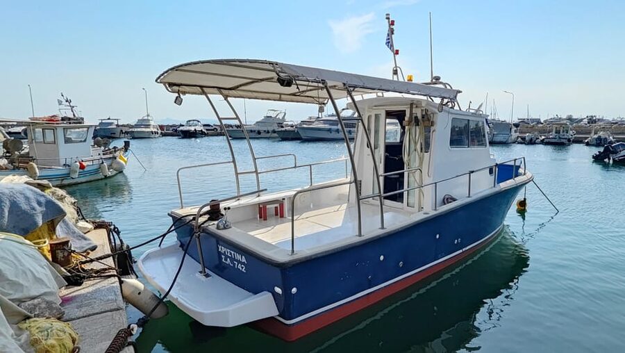 Glyfada Athens : Fishing and Swimming Tour with Lunch - Clear water, swimming, and snorkeling
