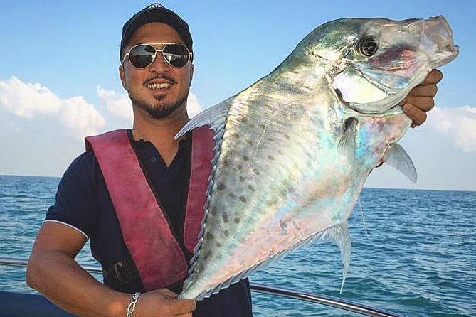 Go Fishing Dubai 5 hours Trolling & Regular Fishing - Light tackle gives everyone a turn