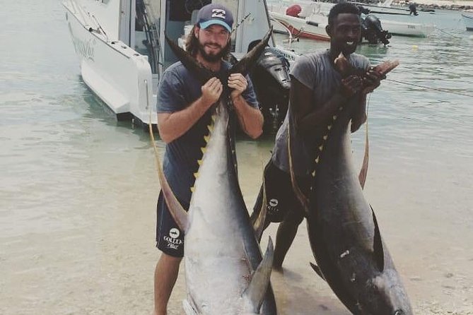 GOLDEN WAVE 3 - IGFA Captain Vic - Blue Marlin Fishing - Meeting Captain Vic at 6:00 am