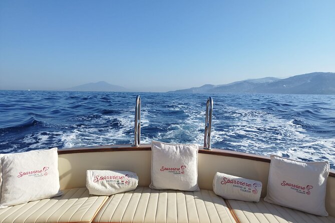 Group Capri tour , visit of caves, fishing legend and swimming - Key things to know before booking