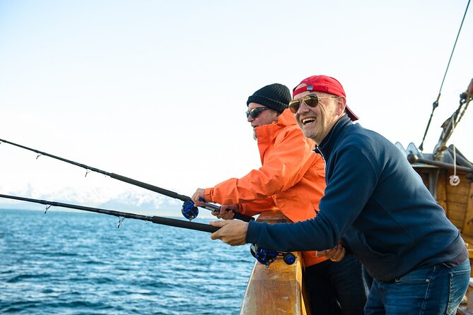 Half-Day Fishing & Fjord Cruise Adventure from Tromsø in Norway - Eating fish caught the same morning