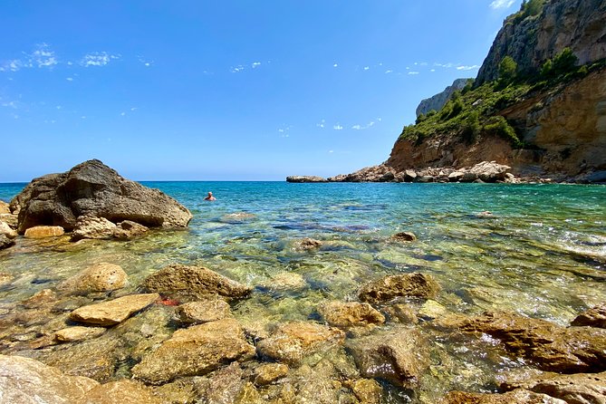 Hiking Cliffs & Old Fishing Trails around Moraira OFFICIAL GUIDE - Starting at El Portet and climbing toward Cap d’Or