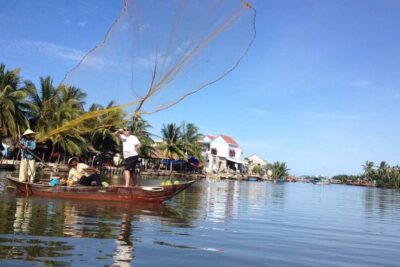 Hoi An Basket Boat Tour & cooking class(local market, boating, fishing crab…)