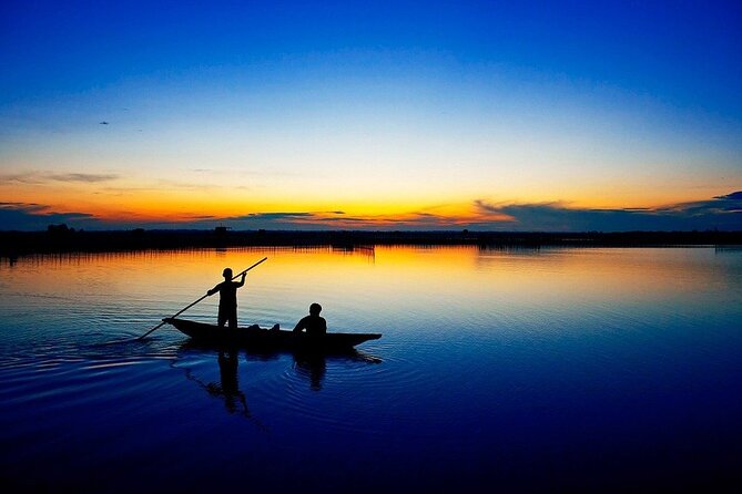 Hue: Tam Giang Lagoon And Fisherman’s Feast Half-day Tour - Trying to be a fisherman for a while