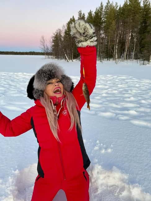 Ice Fishing Adventure in Levi with Salmon Soup - From Burger King Levi to a frozen lake