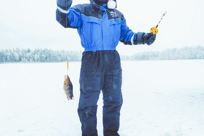 Ice Fishing Like a Finn, Apukka Adventures Rovaniemi - Group size and the feel of the outing