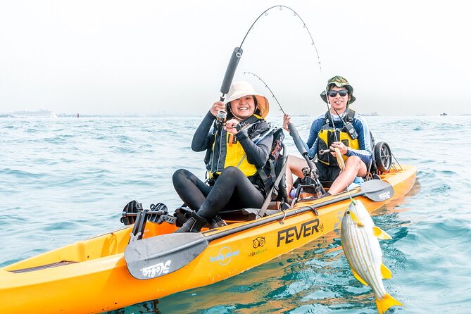 Kayak Fishing in Singapore, Sentosa, East Coast: Day, Sunset & Night Adventures - The guides and the beginner experience
