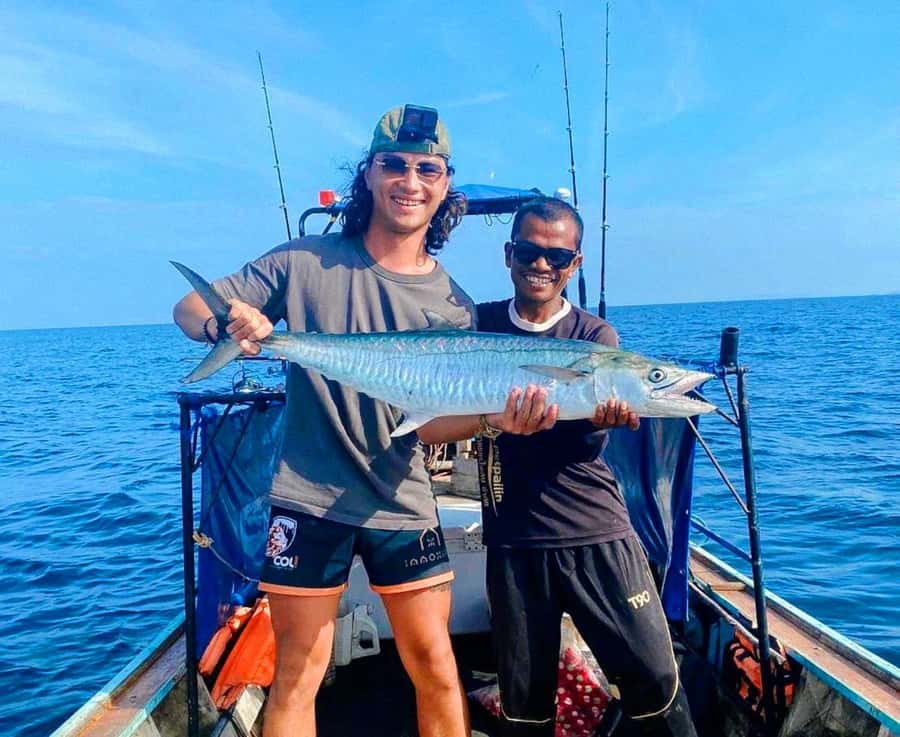 Ko Lanta: Exclusive Private Long-tail Boat Fishing Trip - Learning traditional fishing methods
