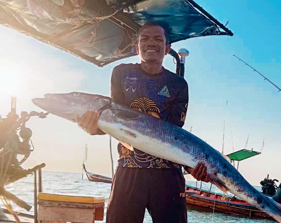 Ko Lanta: Exclusive Private Long-tail Boat Fishing Trip - Booking advice for a better day