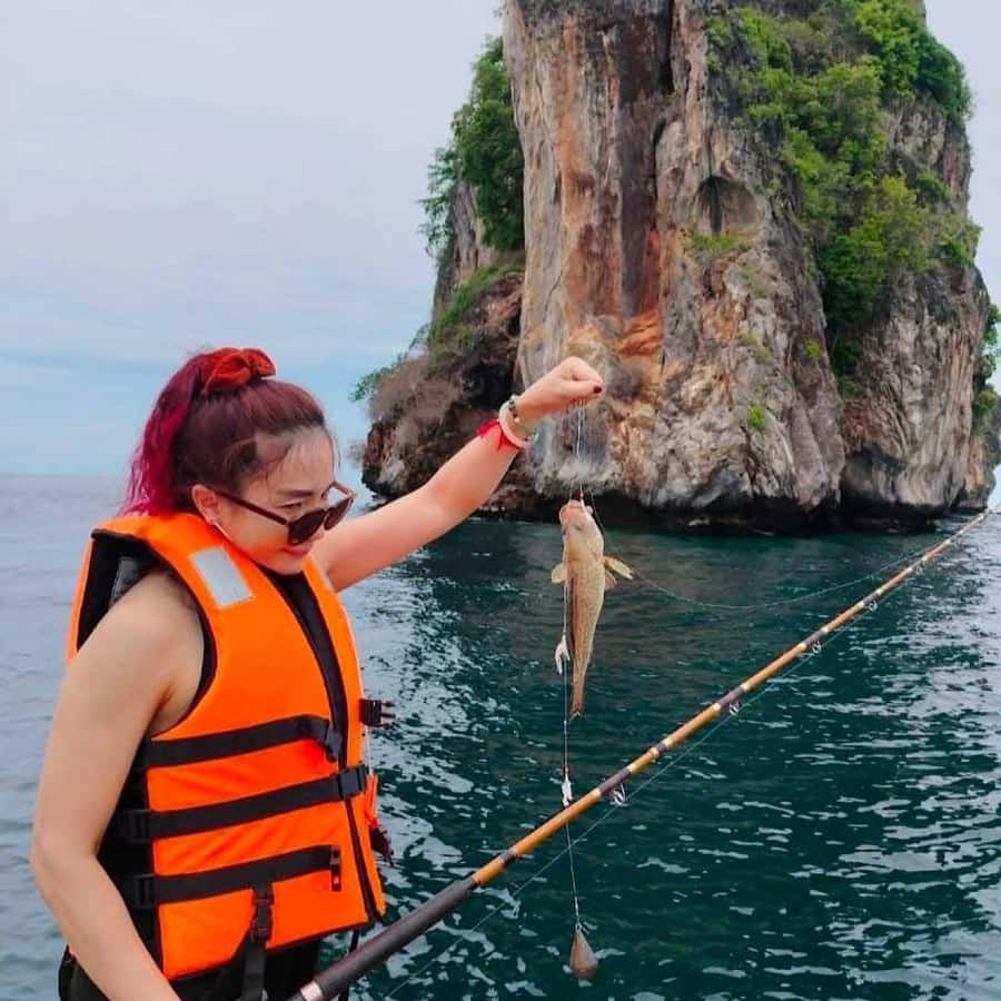 Ko Lanta: Mangrove Fishing Tour with Lunch - Through the shaded Tung Yee Peng mangroves