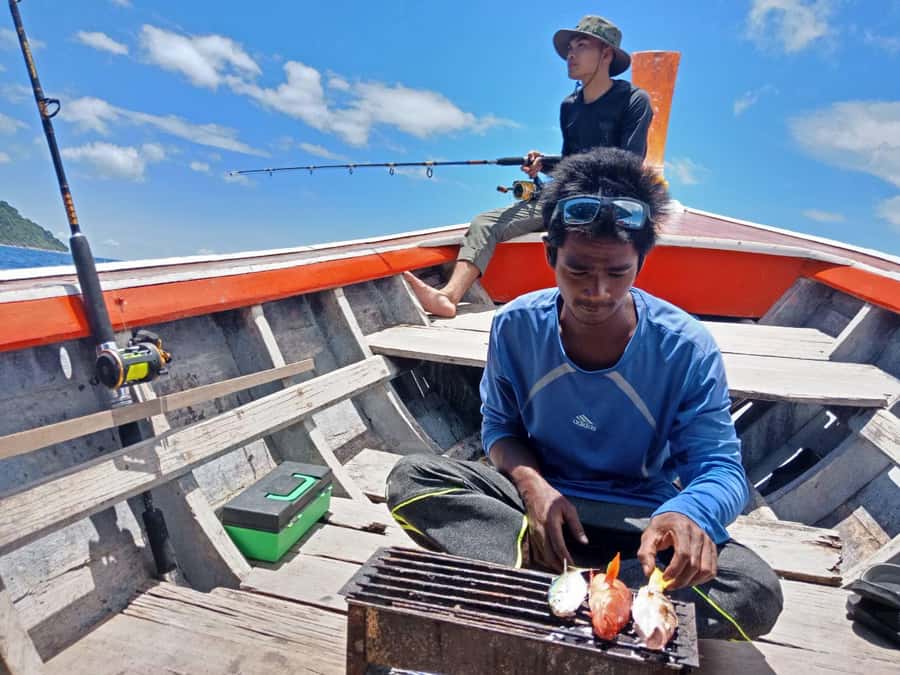 Koh Lipe: 3 Island Snorkeling & Fishing Tour - A private start from Koh Lipe at 9:30 AM