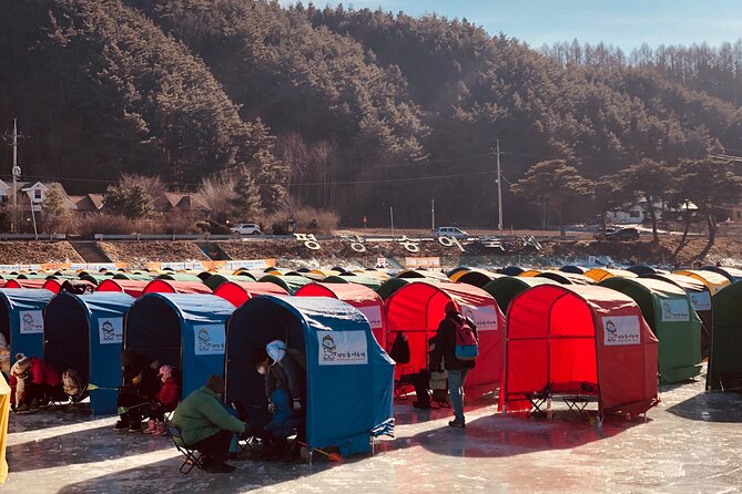 Korea Winter Ice Fishing Festival (Pyeongchang Trout Festival) - Sledding and barehanded fishing