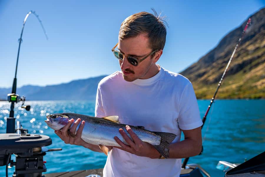 Lake Wakatipu: 3 Hour Fishing Adventure by Boat - Setting out from Queenstown’s Lake Wakatipu jetty