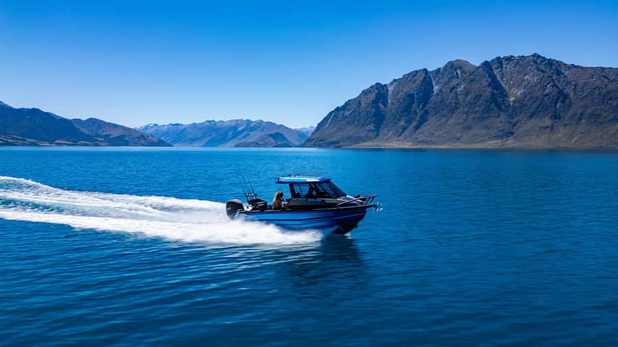 Lake Wakatipu: 3 Hour Fishing Adventure by Boat - Who should book the Lake Wakatipu trip?