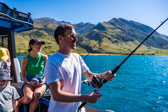 Lake Wānaka: 3 hour Fishing Adventure by Boat - Who will get the most from this charter