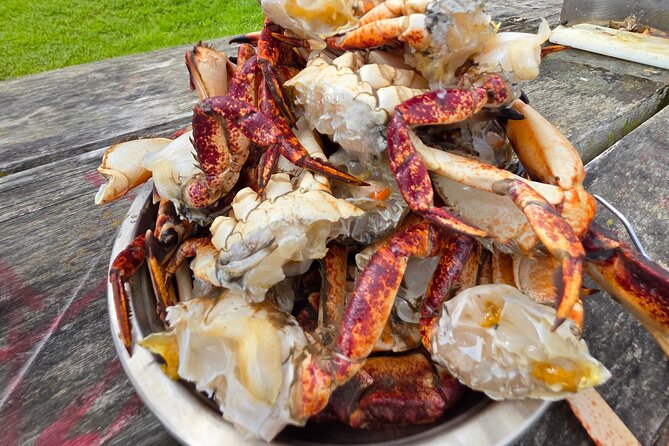 Learn to Catch and Cook Crab under Golden Gate Bridge SF - Lawrence makes the lesson approachable