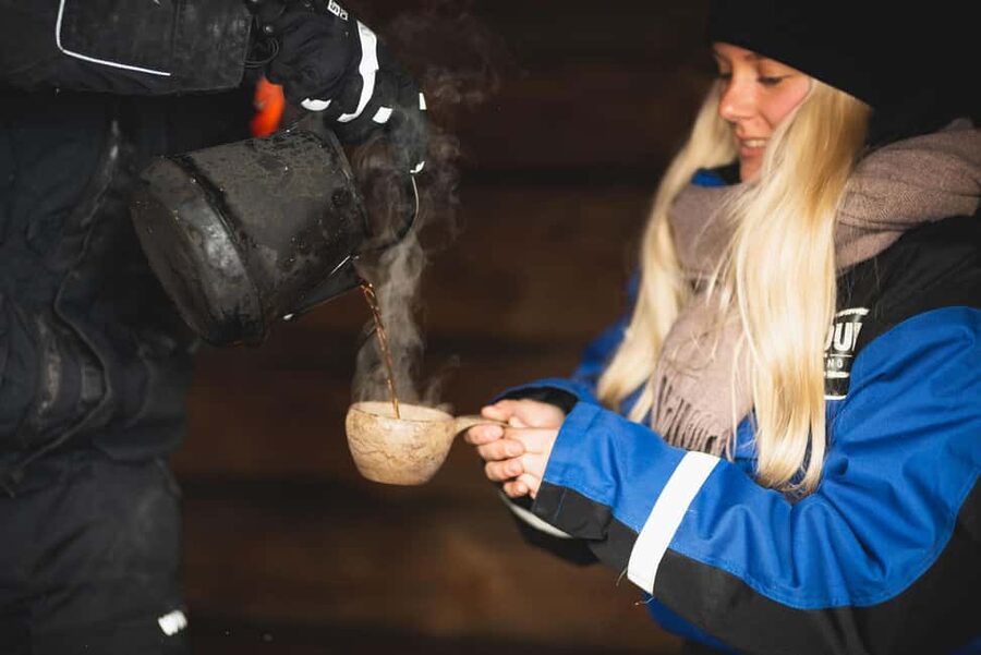 Levi: A fun Ice Fishing Experience in Levi, 3 HOURS - My verdict on ice fishing near Levi
