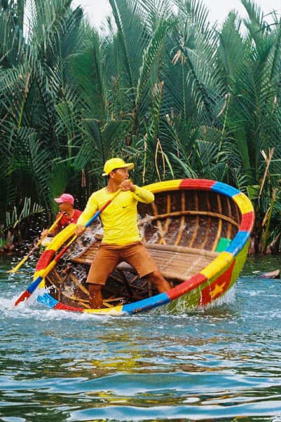 Local market, Basket boat, crab fishing & cooking class