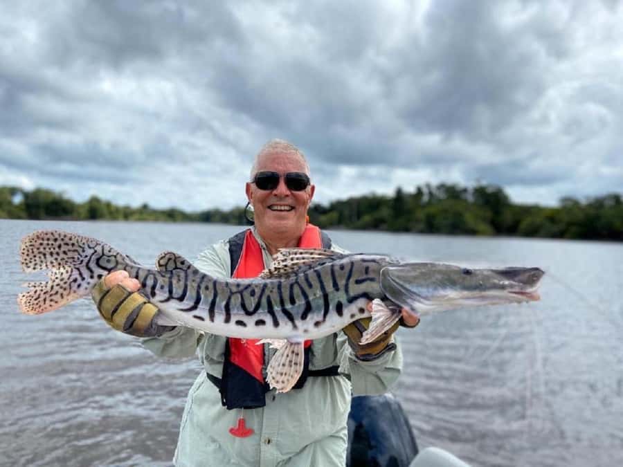 Manaus : A day of fishing on the Rio Negro - Leaving Manaus for the Rio Negro at 7:30 a.m.