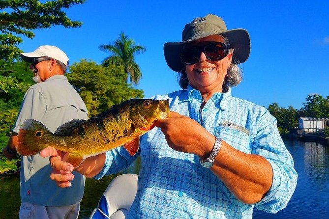 Miami Airport Lakes Peacock Bass Fishing Trip (1 to 4 ppl) - Peacock bass, structure, and sight fishing