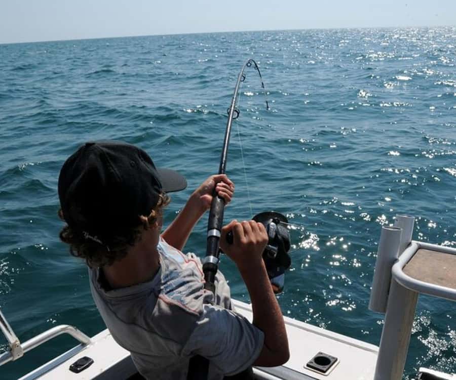 Muscat: Fishing Trip with Equipments - Trolling for tuna, mahi mahi, and bigger fish
