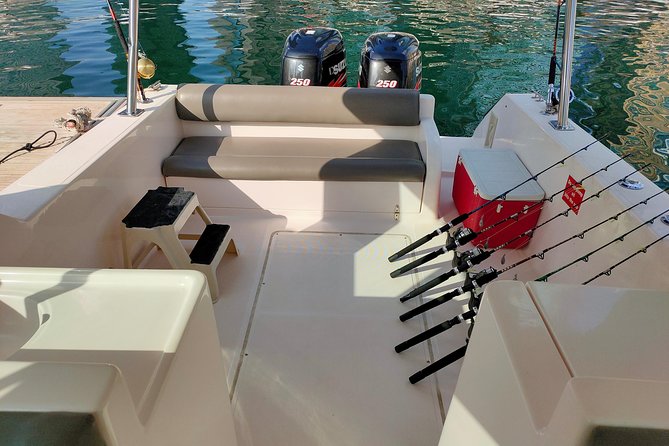 Nanje Fishing Trips Dubai - Swimming, sun decks, and practical comforts
