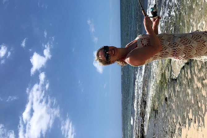 North Shore Tour Guide Shoreline Fishing - The value of included fishing gear