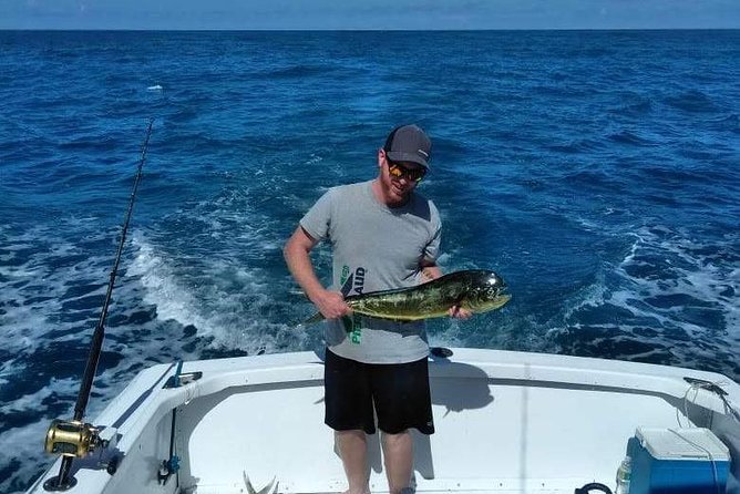 Offshore Fishing - Half Day (Trolling) - What the 38-foot Hatteras adds