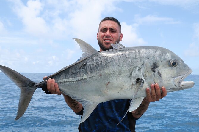 Out n About Sportfishing for Share and Private Charters on Reef and Estuary - Choosing between the reef and Dickson Inlet