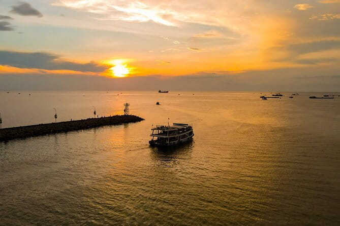 Phu Quoc Half-Day Tour with Sunset BBQ & Night Squid Fishing - Why this four-hour evening works