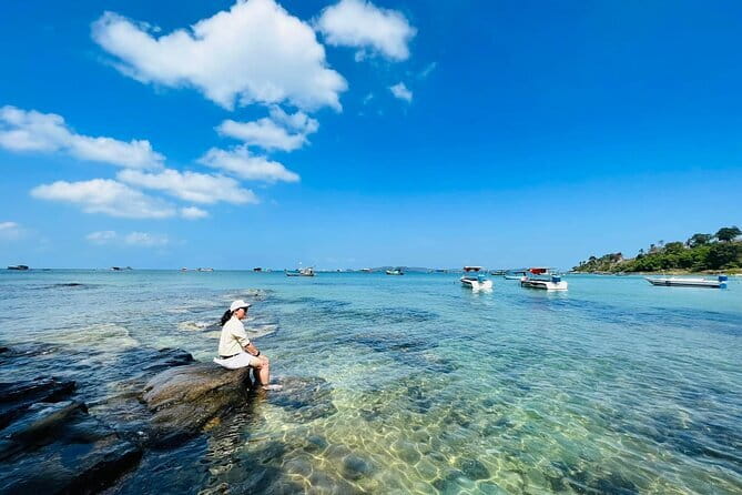 Phu Quoc Half-Day Tour with Sunset BBQ & Night Squid Fishing - Seafood dinner prepared onboard