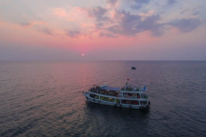 Phu Quoc Half-Day Tour with Sunset BBQ & Night Squid Fishing - The 4:45 pm pickup in central Duong Dong