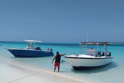 Private 4 hour Rose Island tour snorkeling fishing