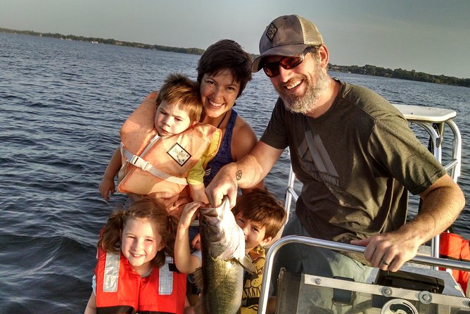 Private 6-Hour Butler Chain Of Lakes Fishing Charter Near Orlando - Fishing for largemouth bass and bluegill