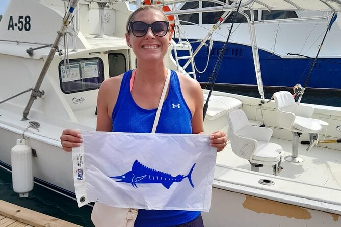 Private Afternoon Fishing Charter in Aruba - The crew and the practical side of fishing