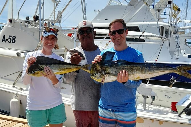 Private Afternoon Fishing Charter in Aruba - Handling Aruba’s rougher water