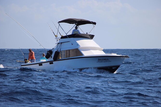 Private fishing charter Bertram 31ft 6 pax max if you don't fish you don't pay - Is a Bertram 31 feet large enough for six?