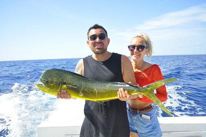 Private Fishing Charter Punta Cana (Orion) - Drinks, snacks, and eating the catch