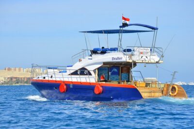 Private Fishing Overnight with Equipment and Dinner – Hurghada