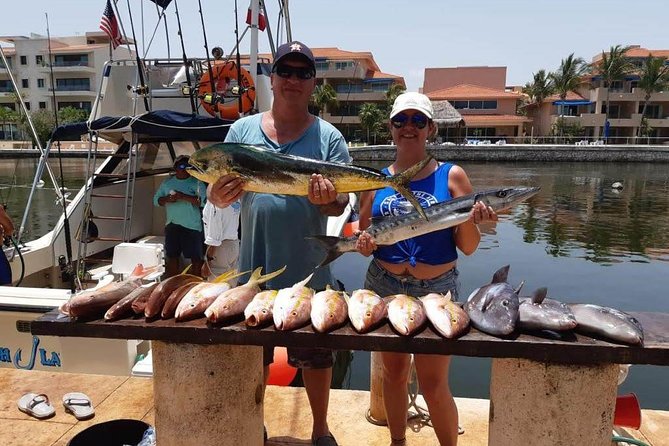 Private Fishing Tour in Yacht Playa del Carmen - Cancellation and planning details