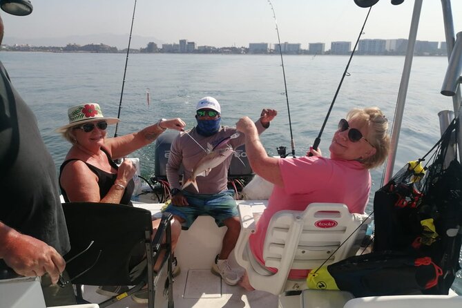 Private Inshore Fishing Adventure in Puerto Vallarta with Snacks - What the boat and gear are like