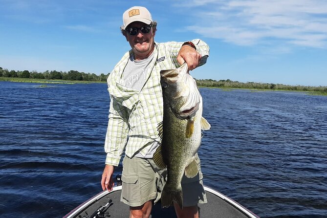Private Trophy Bass Harris Chain of Lakes Fishing Charter - How the four-hour trip is likely to unfold