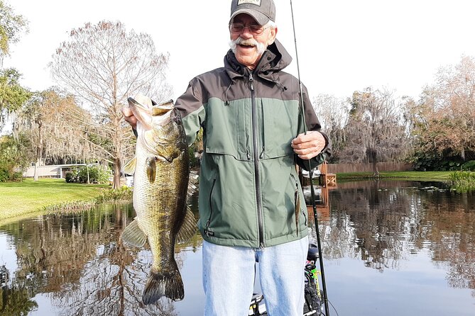 Private Trophy Bass Harris Chain of Lakes Fishing Charter - The human factor: Eric and the captain’s role