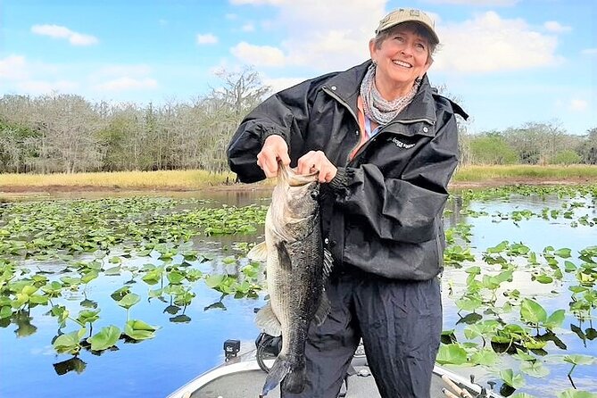 Private Trophy Bass Harris Chain of Lakes Fishing Charter - Wooton Park and Hickory Point in the wider route