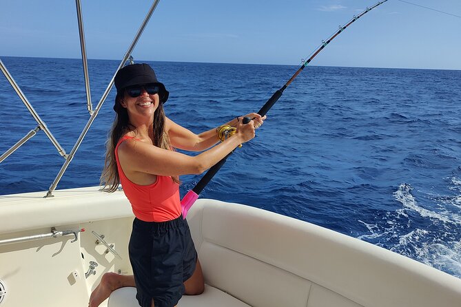 Private Yacht Ultimate Fishing and Snorkeling Adventure - 6 Hours - A private morning on Cabo’s open water