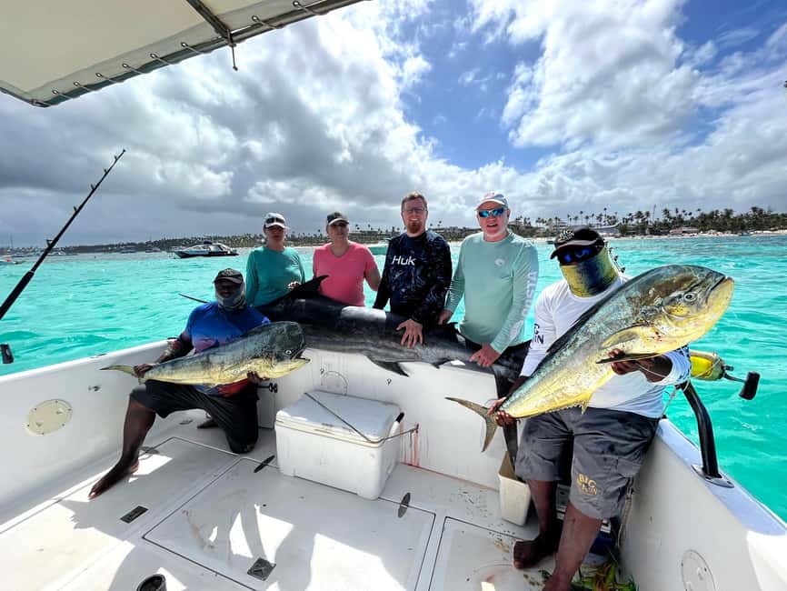 Punta Cana offshore private fishing charter "Sherlock" 39 ' - What the all-inclusive price really covers